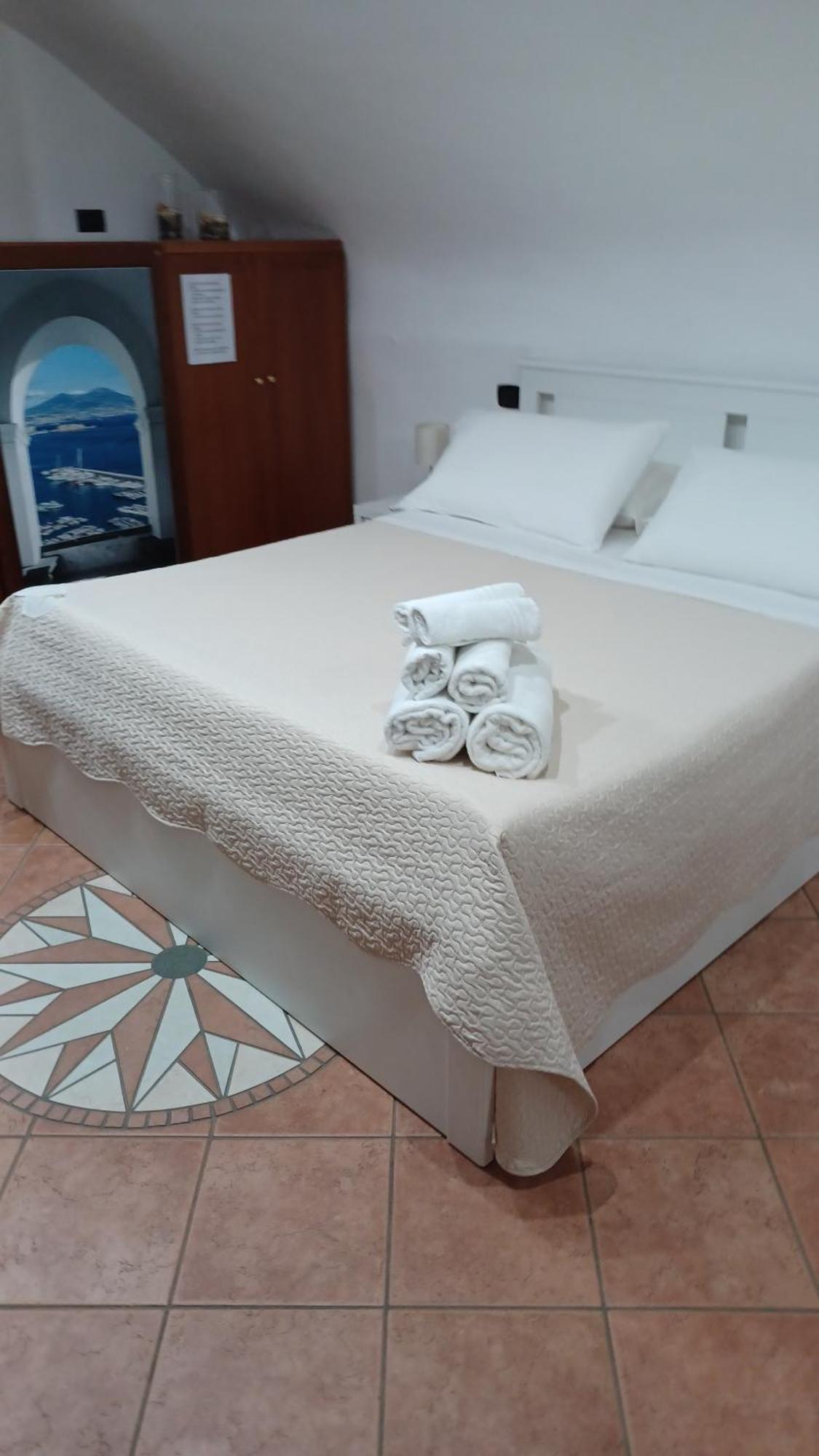 Home In Love: Balconcino Spaccanapoli Exterior foto